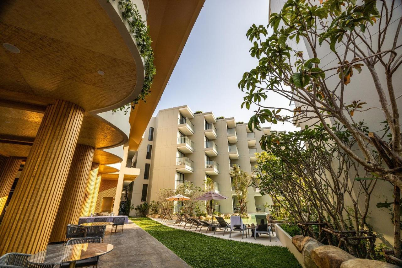 Phuket Emerald Beach Resort Karon Exteriör bild