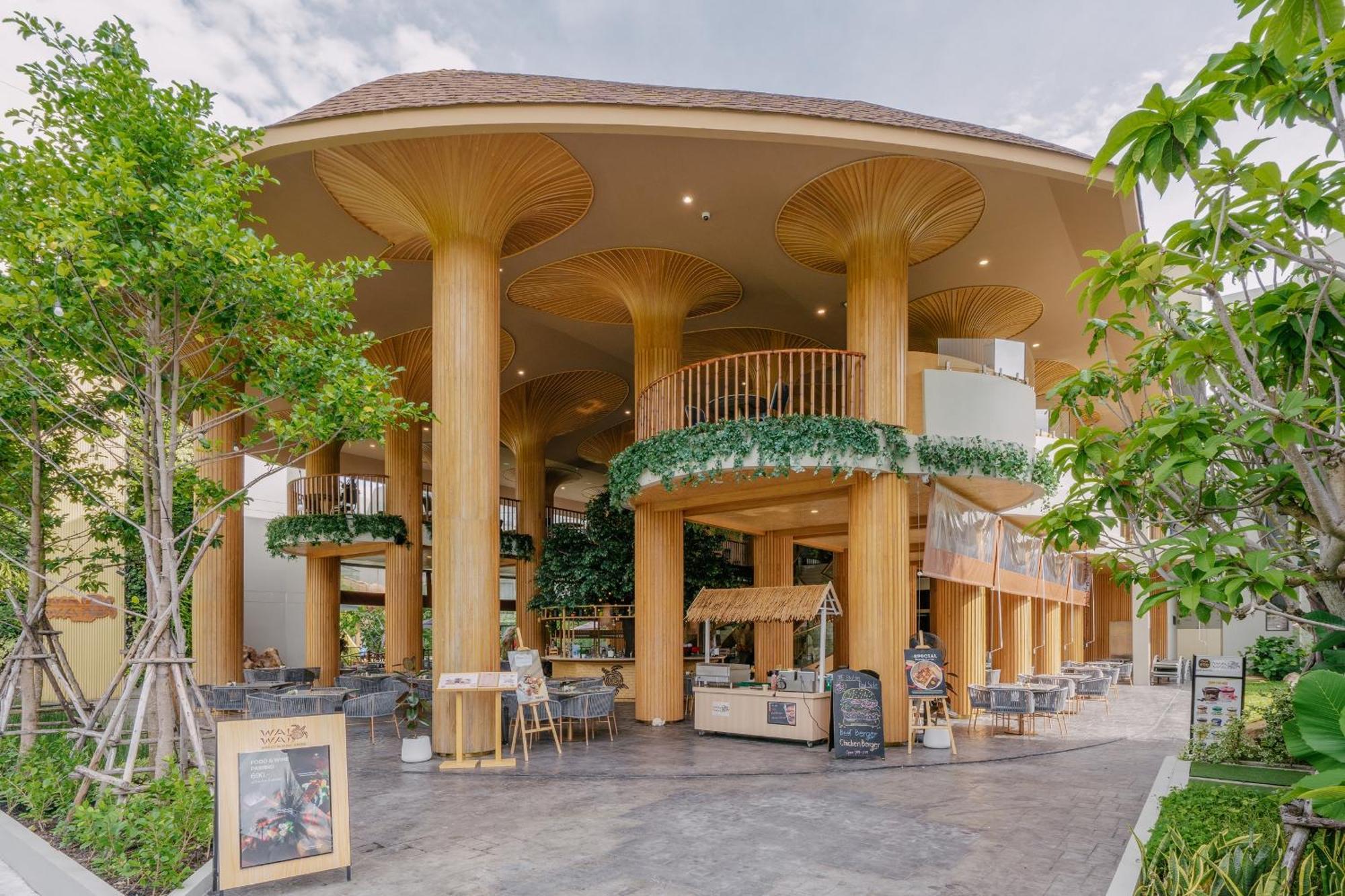 Phuket Emerald Beach Resort Karon Exteriör bild