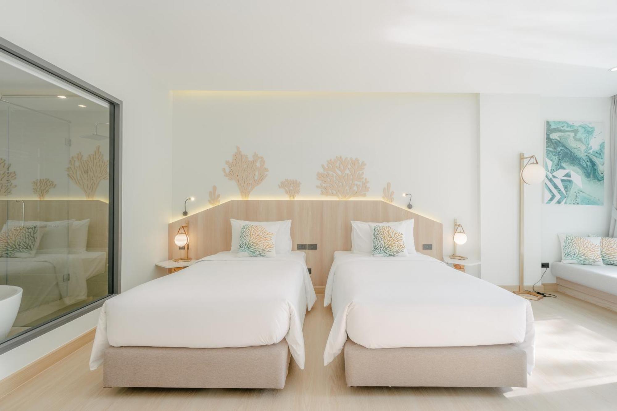 Phuket Emerald Beach Resort Karon Exteriör bild